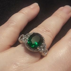 Gorgeous Emerald Antique Silver Infinity Ring